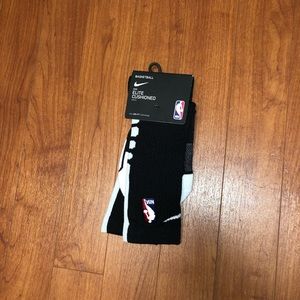 Nike Elite Cushioned Crew Sock Sz Med.